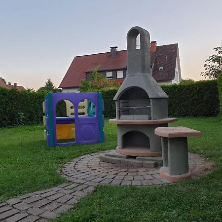 Familienfreundliches Ferienhaus Amara Mit Garten Und Terrasse - Friedrichshafen Am Bodensee Kültér fotó